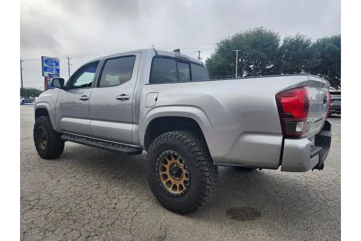 $30497 : Toyota Tacoma 2021 4x4 TRD P image 4