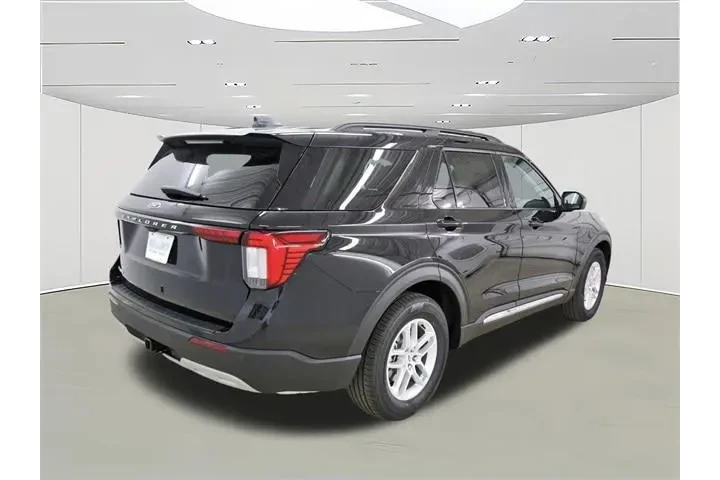 $37998 : Ford Explorer 2025 Active 4d image 4
