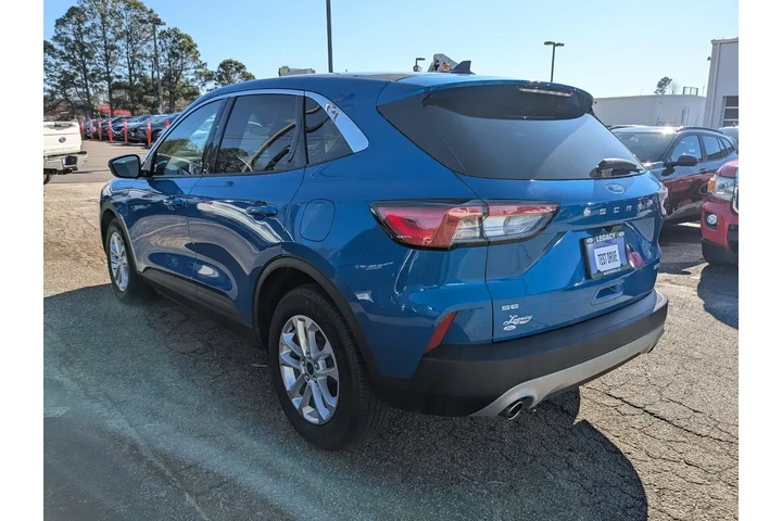 $21127 : Ford Escape 2020 SE 4dr SUV image 5