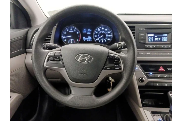 $10599 : Hyundai ELANTRA 2017 SE 4dr image 10