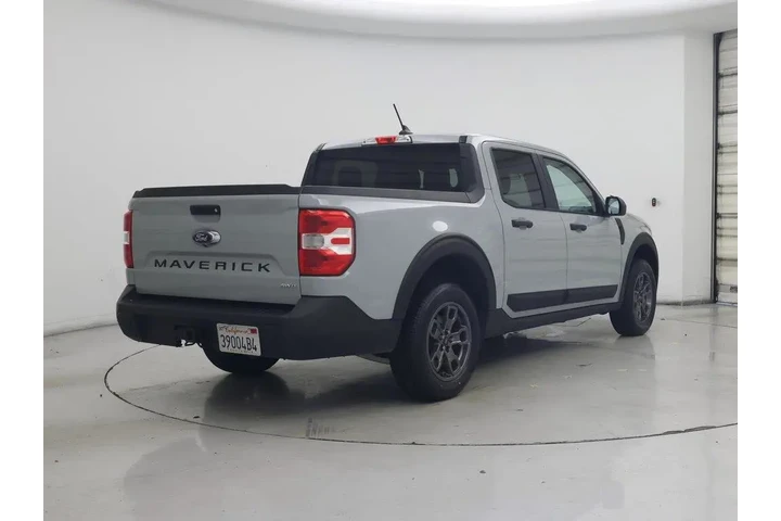 $26998 : Ford Maverick 2023 AWD XL 4d image 8