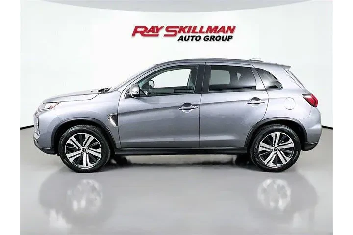 $22975 : Mitsubishi Outlander Sport 2 image 4