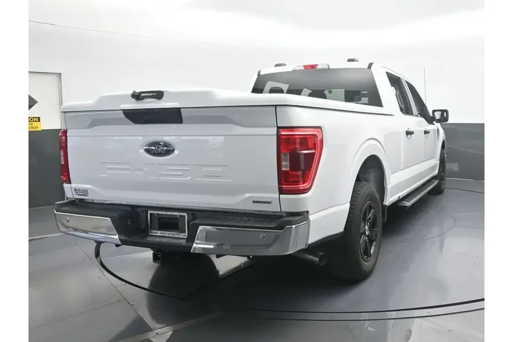 $15442 : Ford F-150 2022 4x2 XL 4dr S image 5