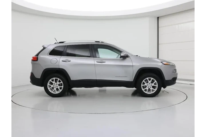 $14998 : Jeep Cherokee 2016 4x4 Latit image 7