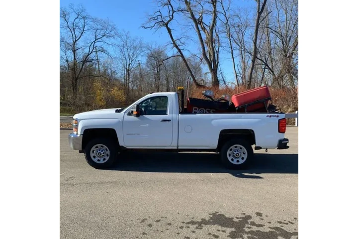 $22449 : 2015 Silverado 3500HD Work Tr image 3