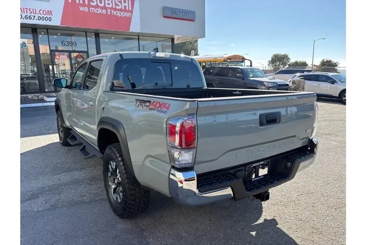 $39498 : Toyota Tacoma 2022 4x4 SR5 V image 6