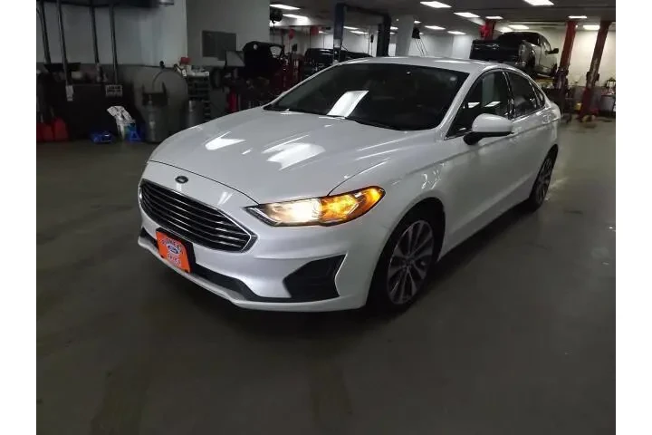 $11985 : Ford Fusion 2019 AWD SE 4dr image 1