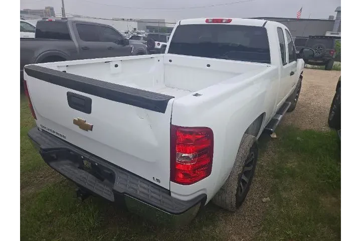 $13248 : Chevrolet Silverado 1500 201 image 3