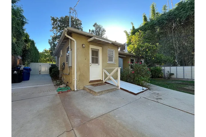 $800 : Ubicación en Sherman Oaks image 7