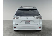$28488 : Toyota Sienna 2020 SE 8-Pass thumbnail