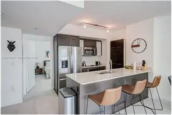 $4300 : Rental property with 2 bedro image 2