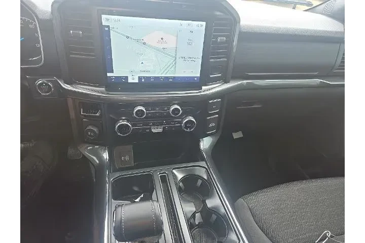 $35194 : Ford F-150 2023 4x2 XLT 4dr image 1