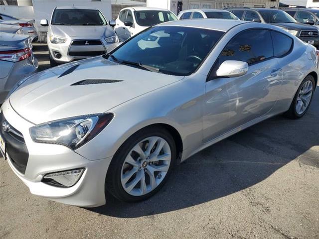 $13499 : 2015 Genesis Coupe image 4