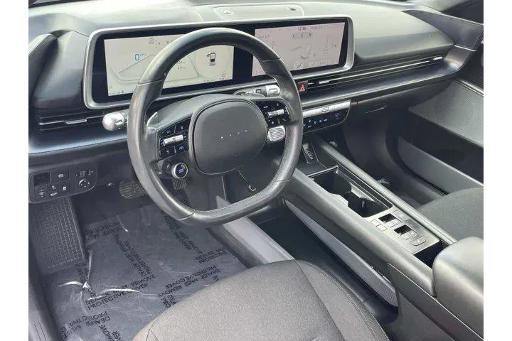 $23971 : Hyundai IONIQ 6 2023 SE 4dr image 6