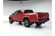 $36998 : Toyota Tacoma 2019 4x4 TRD S thumbnail