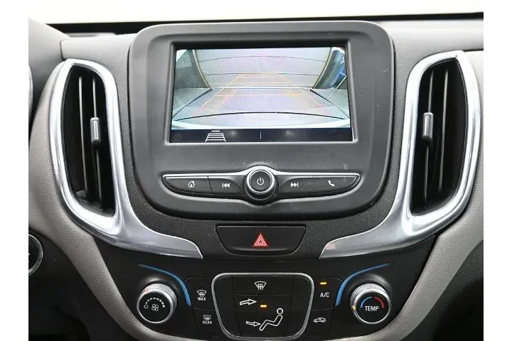 $16895 : Chevrolet Equinox 2020 LS 4d image 9