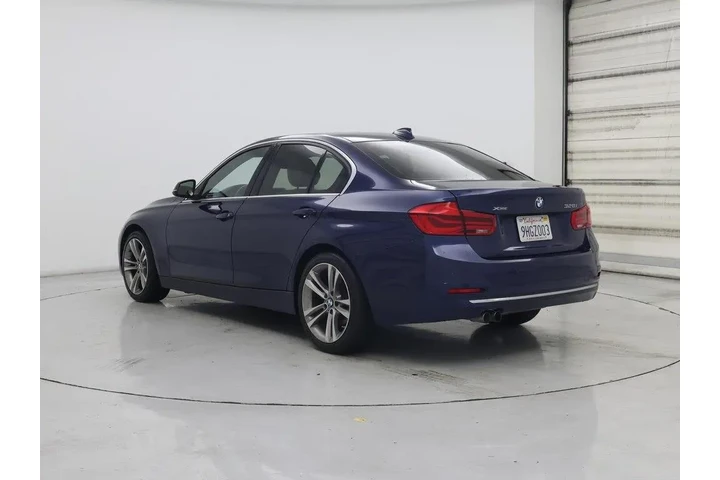 $17998 : BMW 3 Series 2016 AWD 328i x image 2
