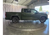 $36999 : Toyota Tundra 2023 4x2 Limit thumbnail