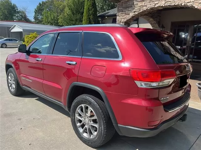 $9900 : 2014 grand cherokee ltd DIESEL image 4