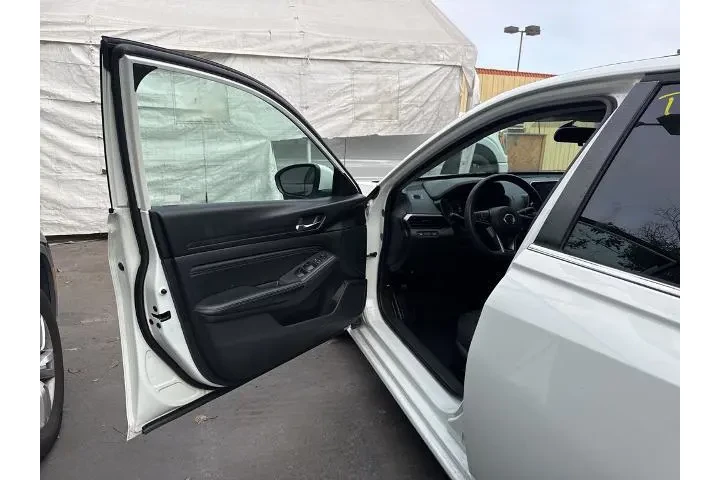 $14000 : Nissan Altima 2020 2.5 S 4dr image 5