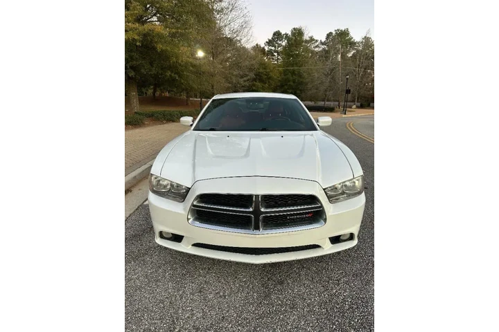 $7500 : 2013 Charger SXT image 1