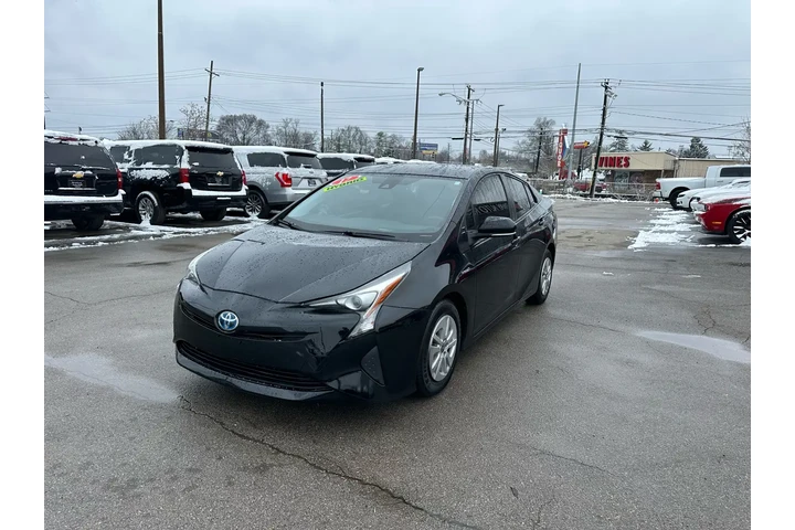 $12980 : 2017 Prius Three Touring (Nat image 6