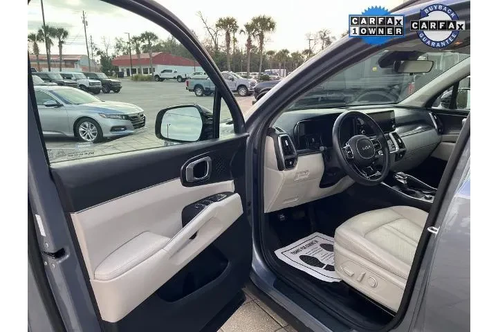 $27795 : Kia Sorento 2023 S 4dr SUV image 10