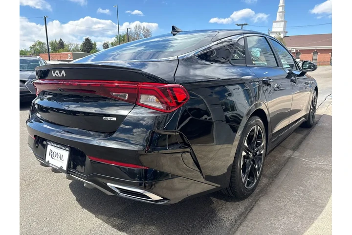 $37995 : 2023 K5 GT-Line image 3