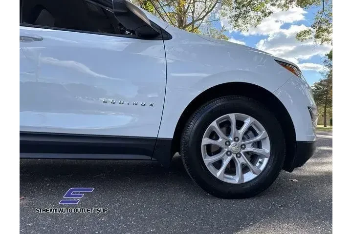 $13495 : Chevrolet Equinox 2020 LS 4d image 9