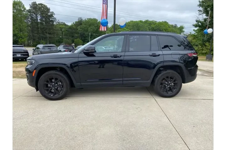 $34920 : Jeep Grand Cherokee 2025 4x4 image 3