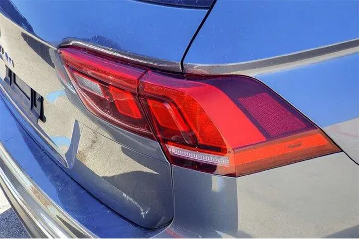 $21956 : Volkswagen Tiguan 2024 SE 4d image 5