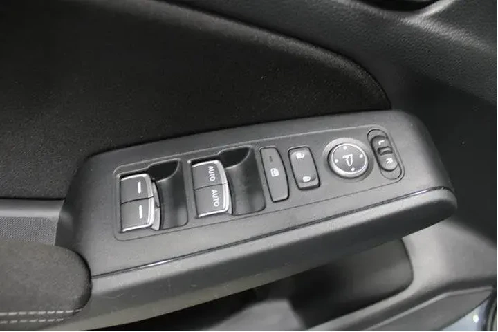 $26985 : Honda Civic 2023 Sport 4dr H image 4