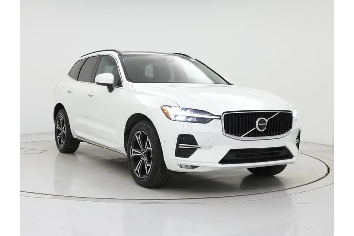 $26998 : Volvo XC60 2022 AWD B5 Momen image 1