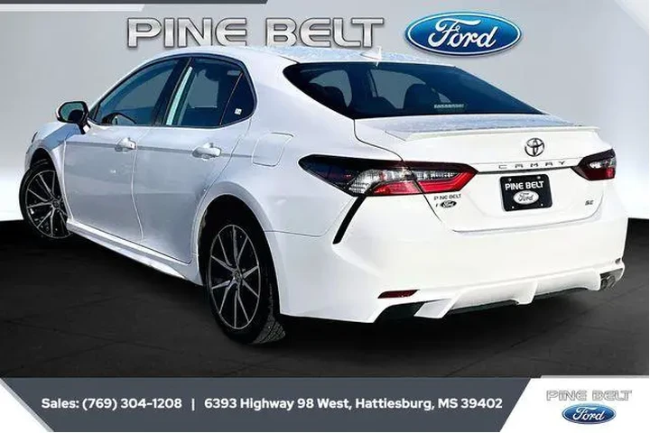 $18613 : Toyota Camry 2021 SE 4dr Sed image 2