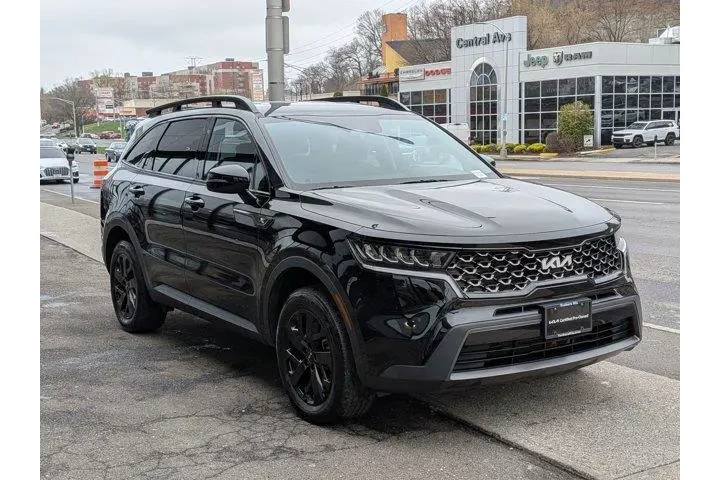 $30895 : Kia Sorento 2023 AWD X-Line image 4