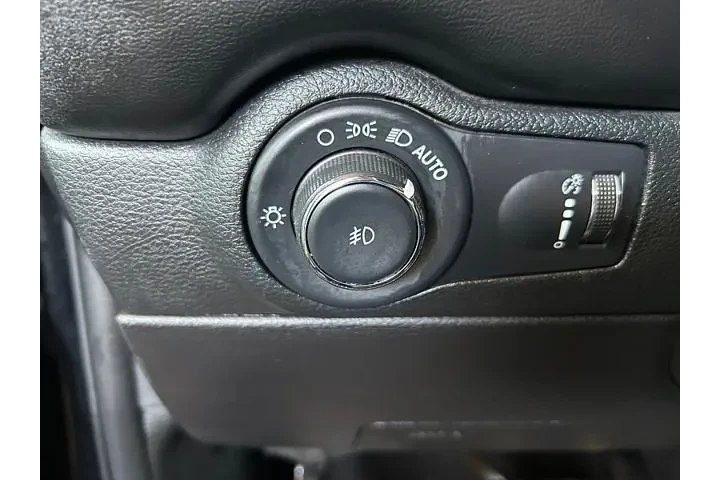 $31800 : Dodge Durango 2023 AWD GT 4d image 7