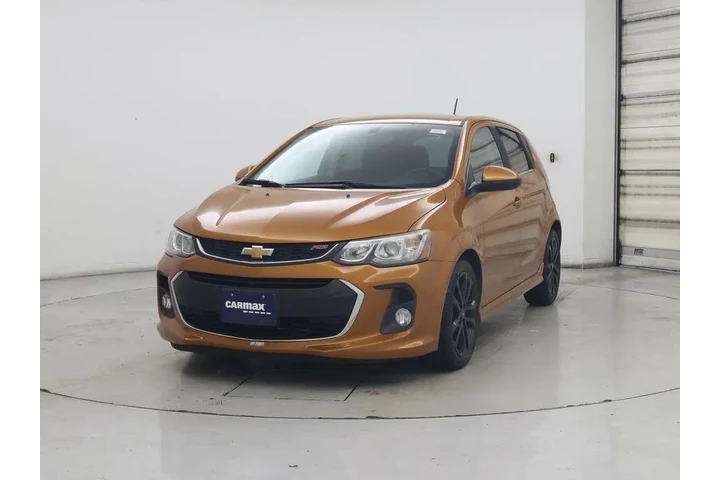 $12998 : Chevrolet Sonic 2017 LT Auto image 4