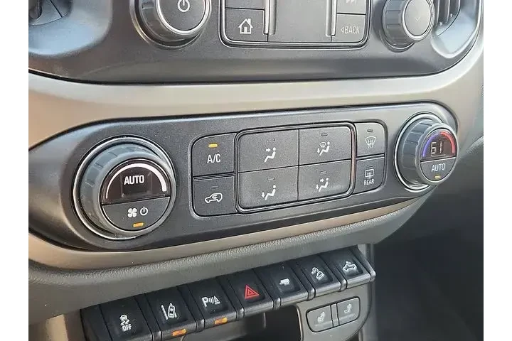 $28988 : Chevrolet Colorado 2022 4x4 image 10