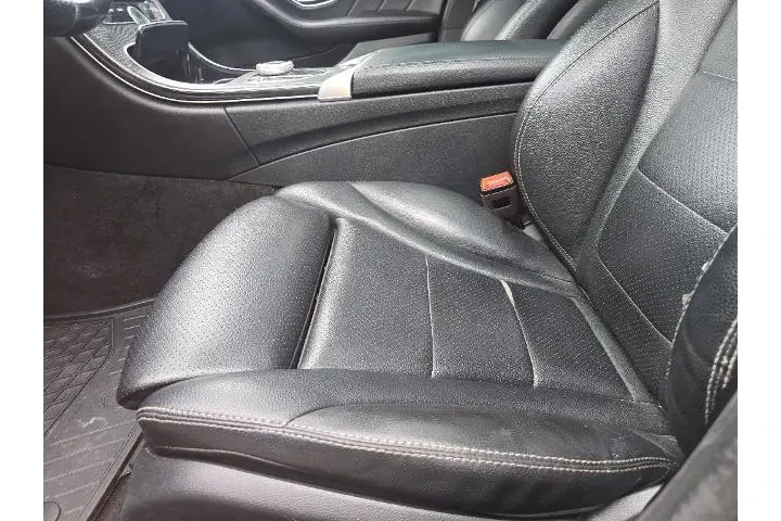 $18678 : Mercedes-Benz C-Class 2018 C image 7