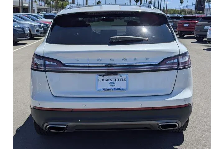 $29995 : Lincoln Nautilus 2022 AWD Re image 3