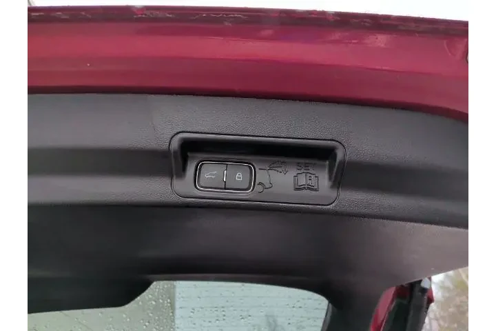 $38995 : Ford Explorer 2024 AWD XLT 4 image 10