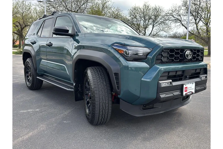 $54188 : 2025 4Runner TRD Off Road Pre image 7