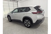 $21997 : Nissan Rogue 2023 SV 4dr Cro thumbnail
