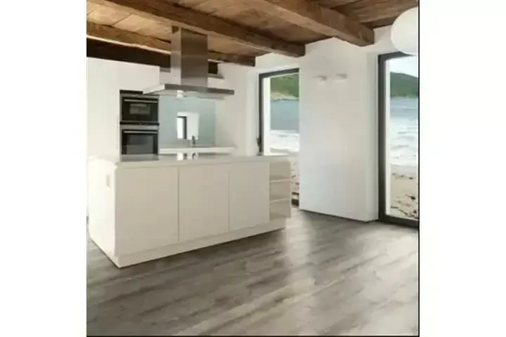 INSTALACIÓN  Y VENTA DE PISOS image 2