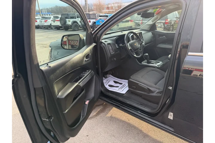 $11980 : 2019 Colorado 2WD Crew Cab 12 image 8