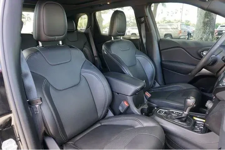 $16500 : Jeep Cherokee 2021 Latitude image 2