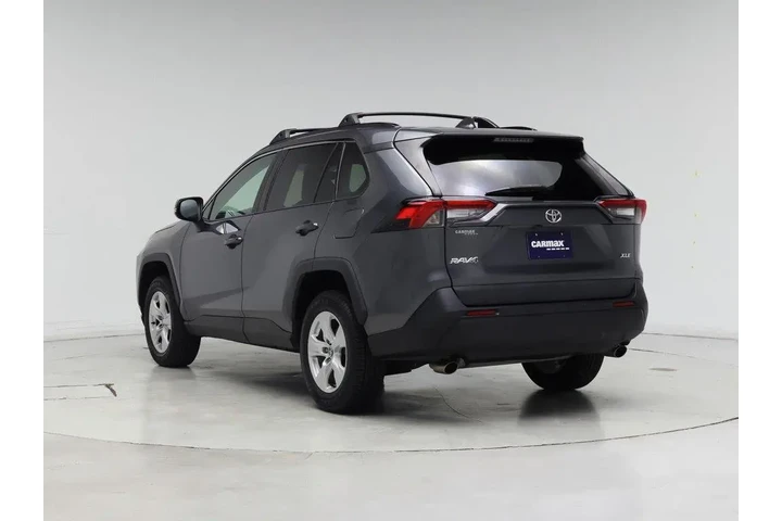 $23998 : Toyota RAV4 2021 XLE 4dr SUV image 2