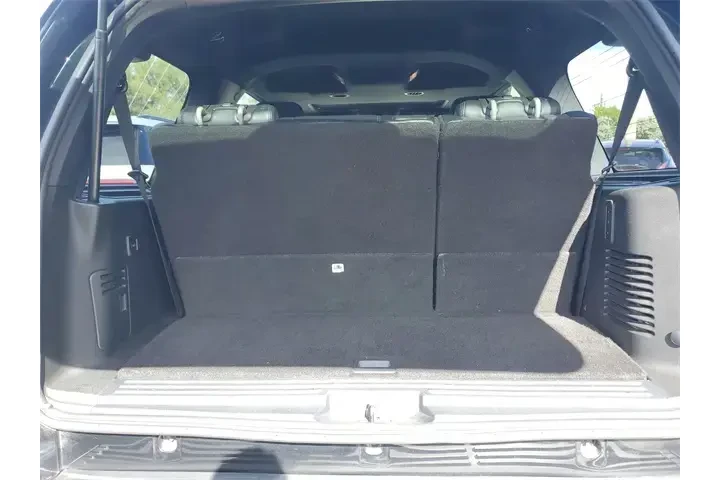 $18990 : Lincoln Navigator 2017 4x2 S image 7