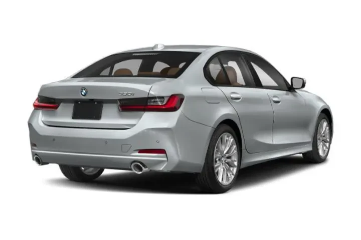 $36943 : BMW 3 Series 2023 AWD 330i x image 3