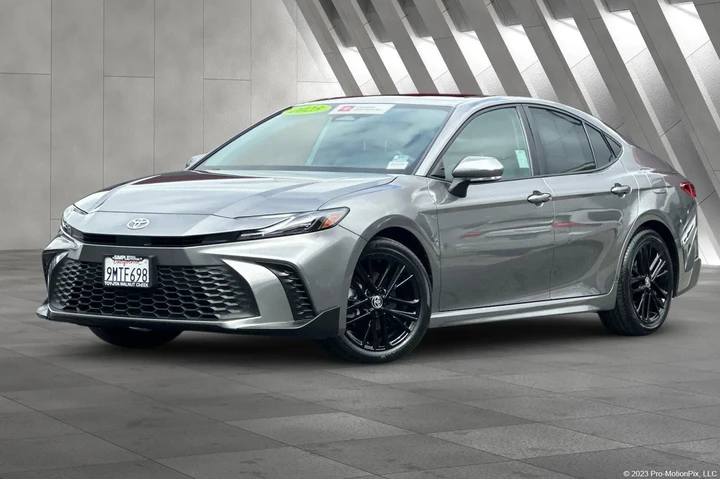 $29500 : Toyota Camry 2025 SE 4dr Sed image 1